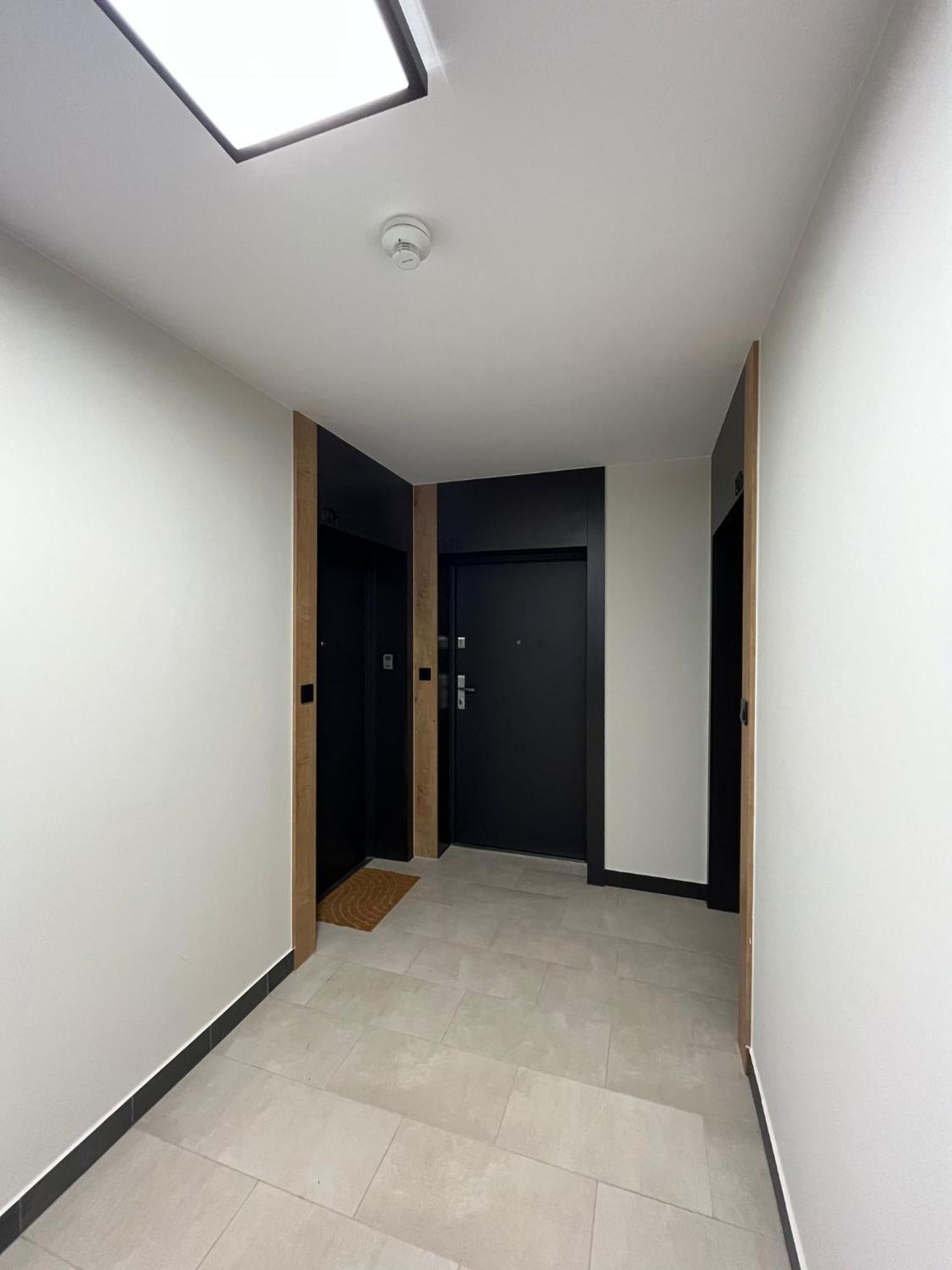 Komfort Z Balkonem W Centrum فروتسواف المظهر الخارجي الصورة