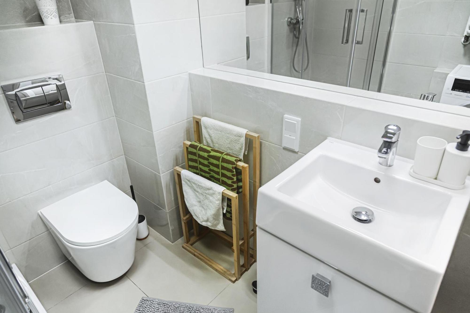 Komfort Z Balkonem W Centrum فروتسواف المظهر الخارجي الصورة